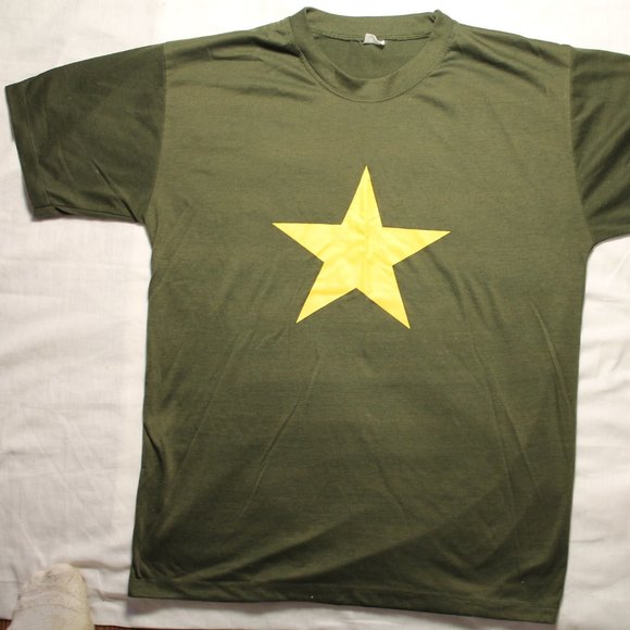 green star graphic tee - Picture 1 of 4